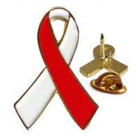 Pin wpinka przypinka biało-czerwona wstążka 14x20mm